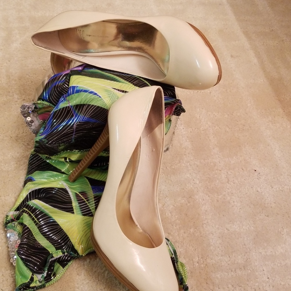 I•N•C High Heel Pumps Sz 7 - Picture 5 of 7